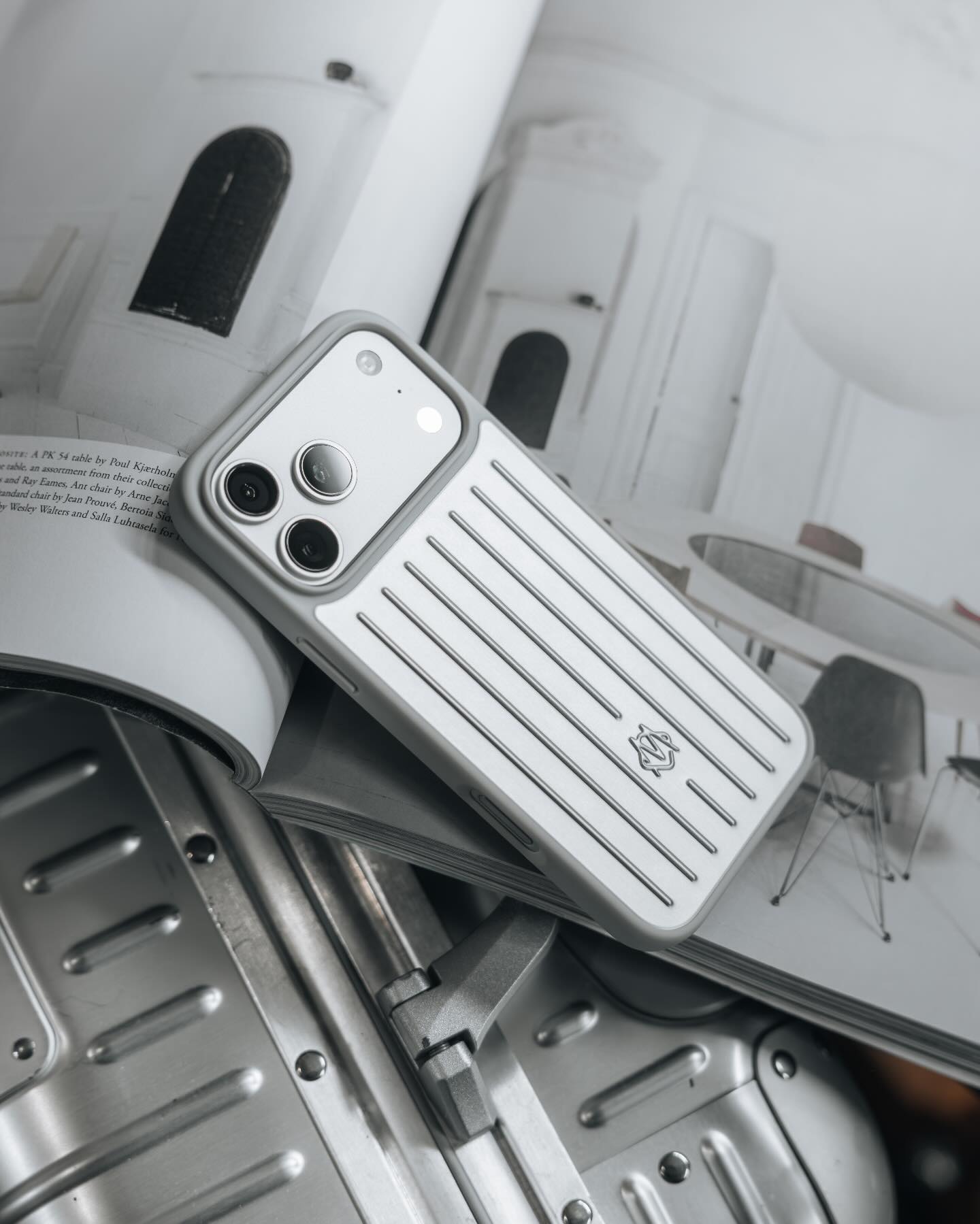 Aluminium Groove Design Case