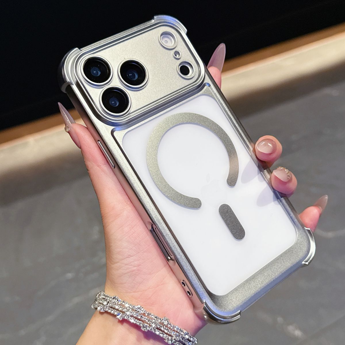 Strong Anti-Fingerprint Matte Magnetic Case