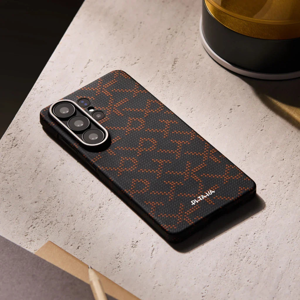 Trendy Carbon Texture Case